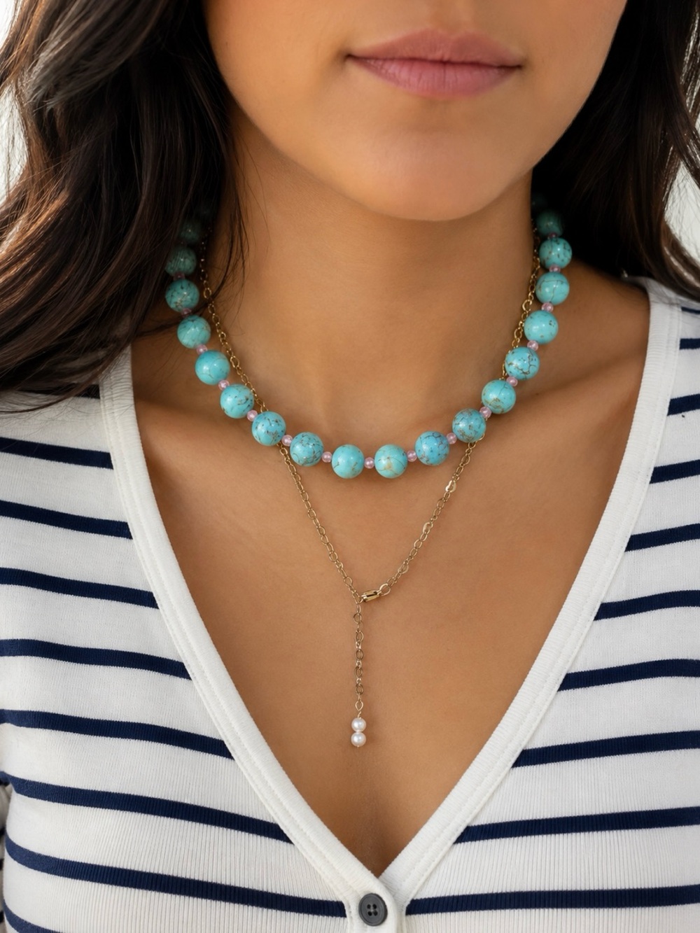 Chunky turquoise beaded necklace